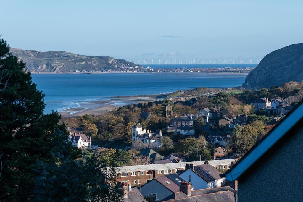 Fantastic Sea Views At Century'S Old Alma'S Cottage - Sleeps Up To 8 Guests Penmaen-mawr Dış mekan fotoğraf