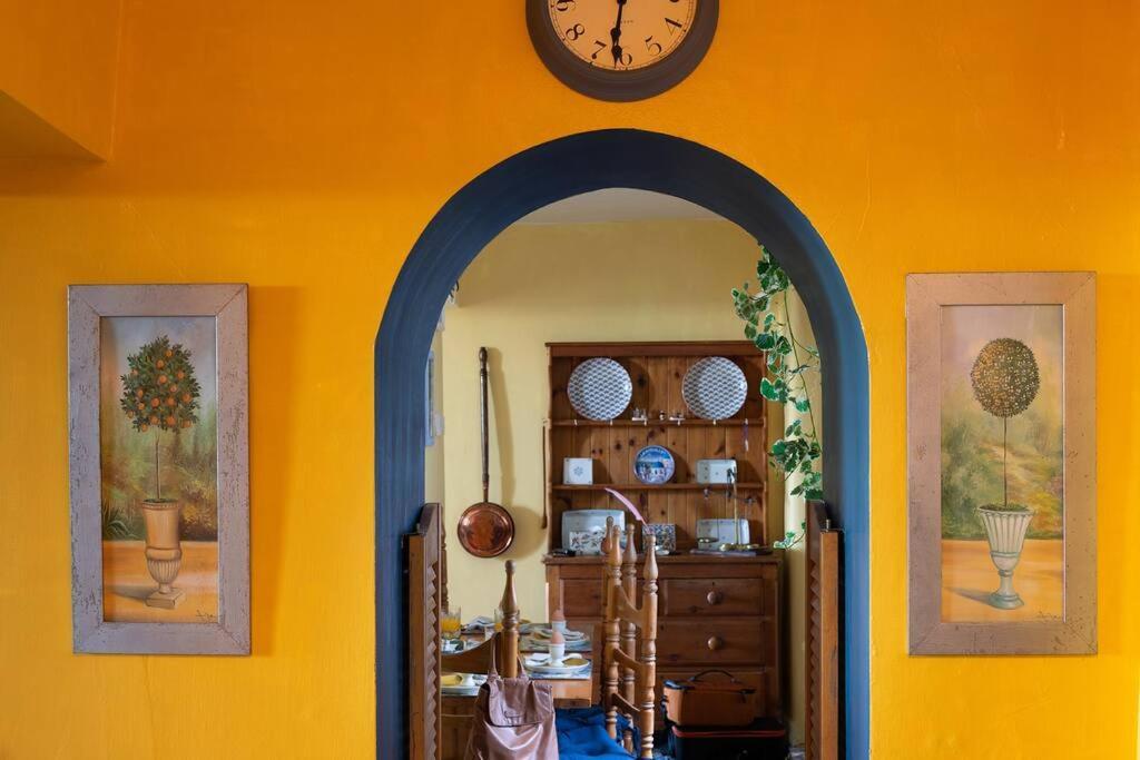 Fantastic Sea Views At Century'S Old Alma'S Cottage - Sleeps Up To 8 Guests Penmaen-mawr Dış mekan fotoğraf