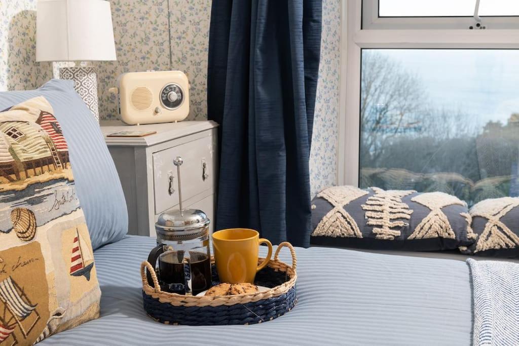 Fantastic Sea Views At Century'S Old Alma'S Cottage - Sleeps Up To 8 Guests Penmaen-mawr Dış mekan fotoğraf